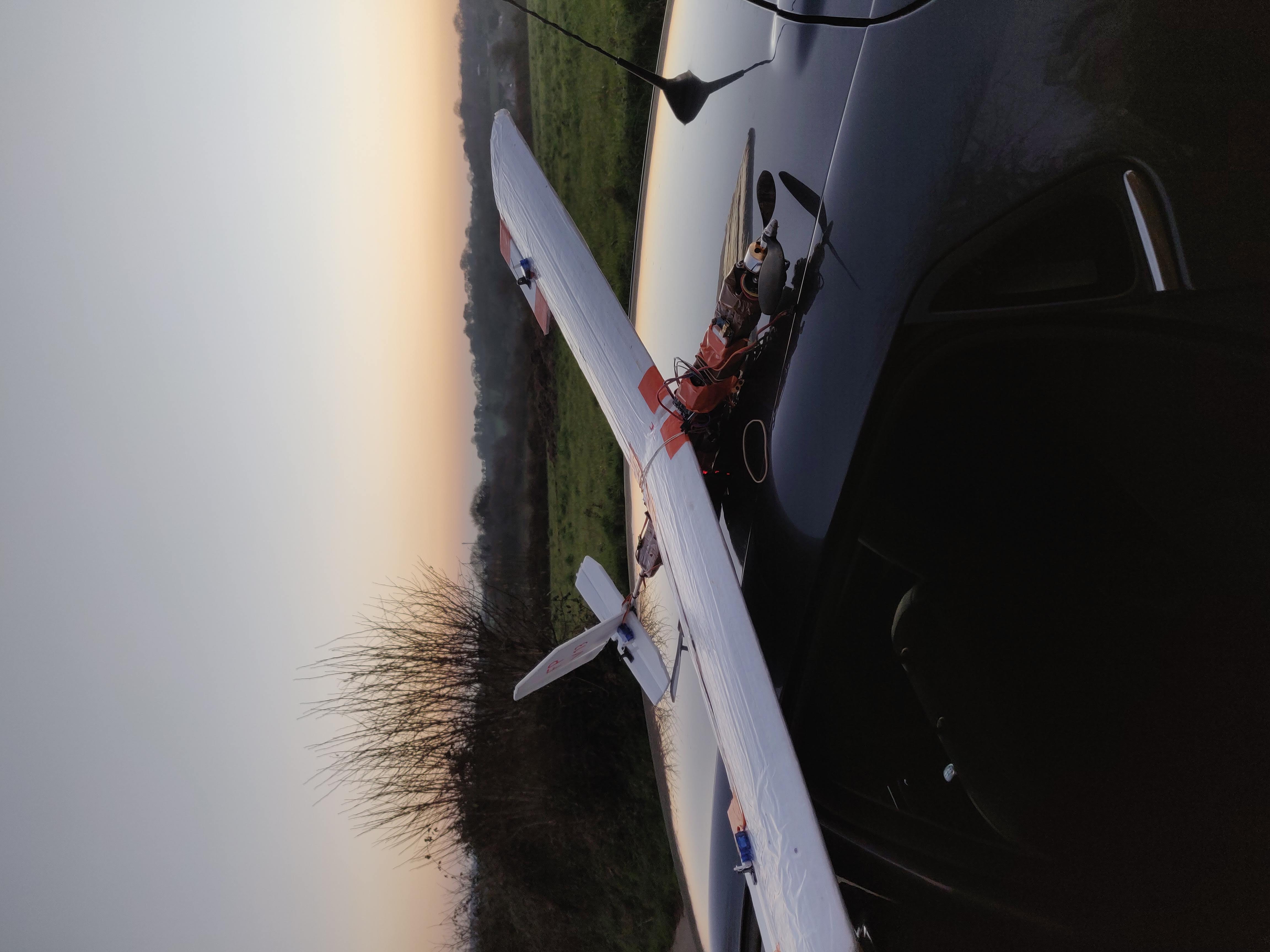 Aéronef autonome - architecture embarquée et tests